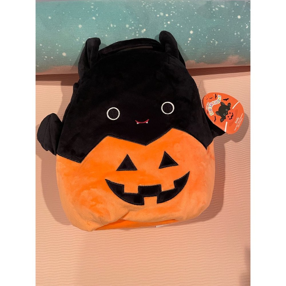 Emily the Bat Halloween Treat Pail Squishmallow BNWT
